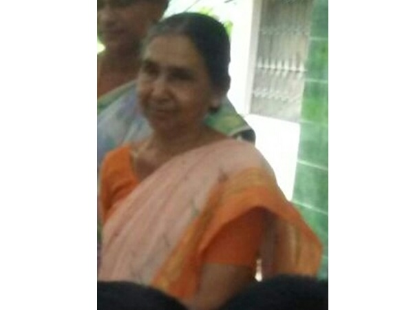 മൂന്നംഗ സംഘം