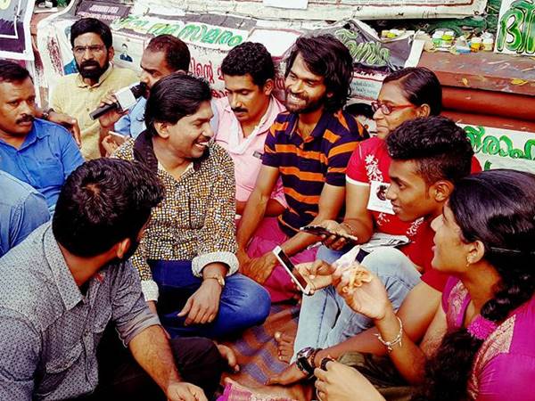 ശ്രീജിത്തിനൊപ്പം പണ്ഡിറ്റ്