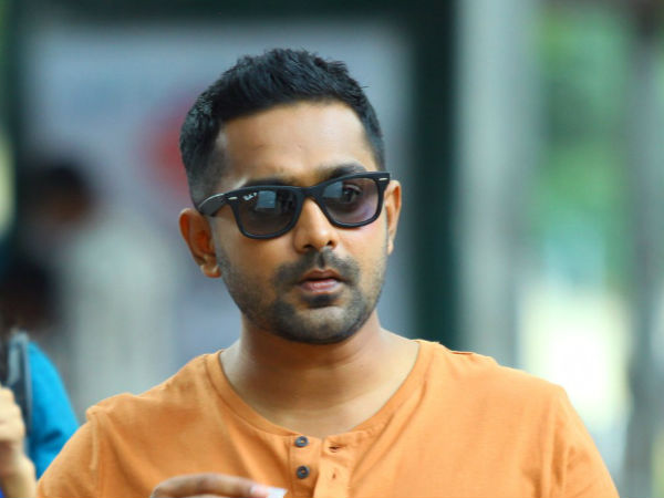 സംവിധായകൻ മാപ്പ് പറഞ്ഞു