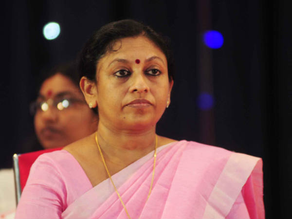 കുരീപ്പുഴ വിരണ്ട് കാണും