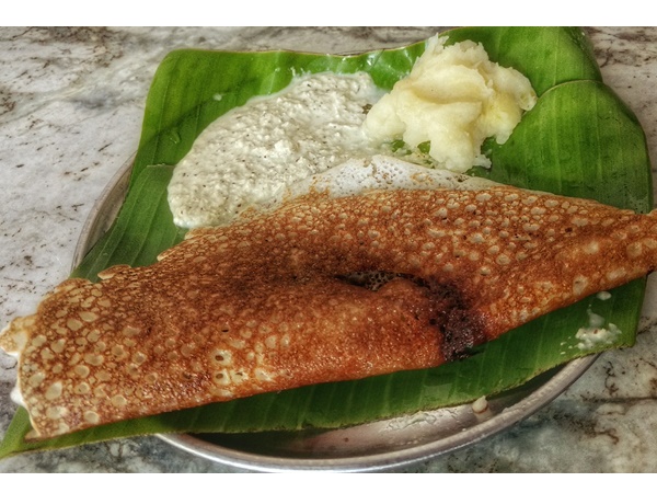 വ്യത്യസ്തമായ കാഴ്ചകൾ 