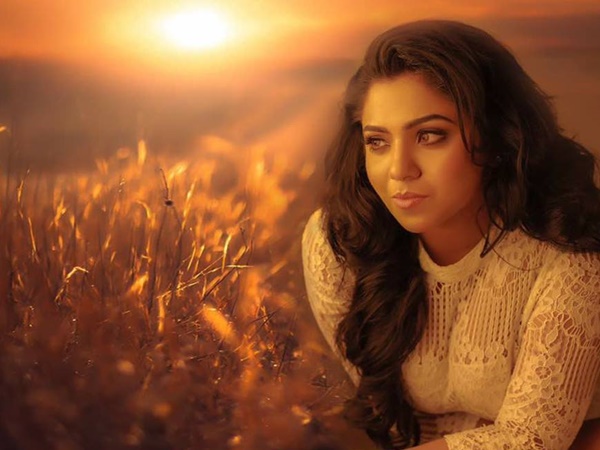 അടി കൊണ്ട് യന്ത്രം നിശ്ചലമാവുമ്പോള്‍