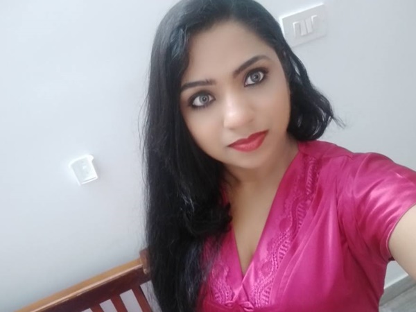 കഴുത കാമം കരഞ്ഞ് തീർക്കും