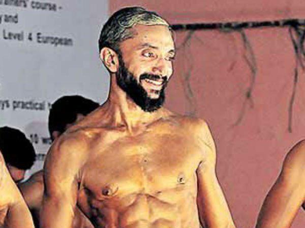 സിക്‌സ്പാക് 