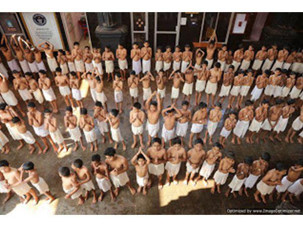 ബാലാവകാശങ്ങളില്‍ ചോര വീഴ്ത്തരുതേ...