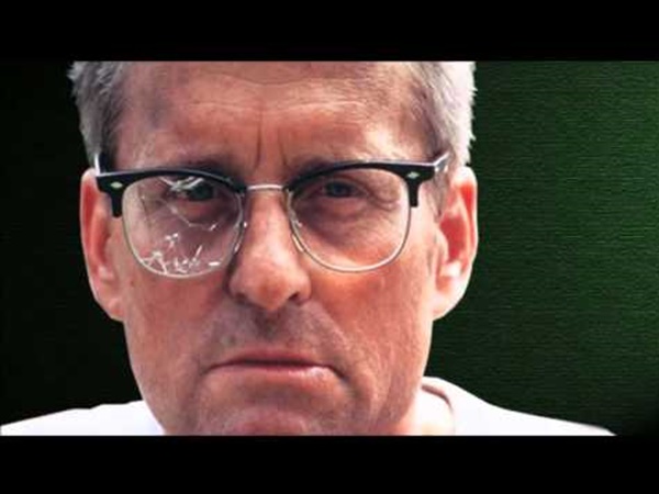 മൈക്കല് ഡഗ്ലസ്- 16 വയസ്സില് മൈക്കല് ഡഗ്ലസ്- 16 വയസ്സില്