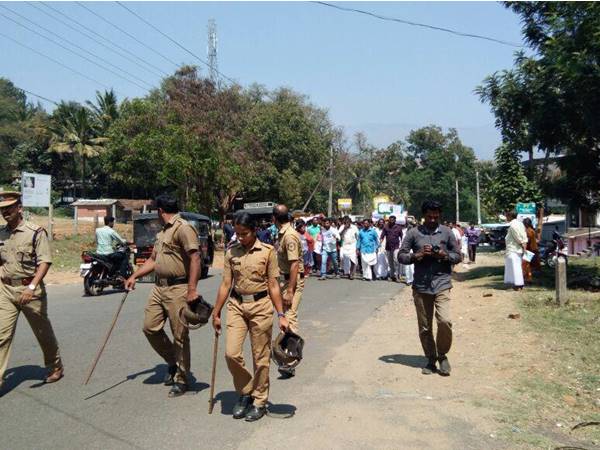 കുറുംമ്പ വിഭാഗത്തിൽപെട്ട യുവാവ്