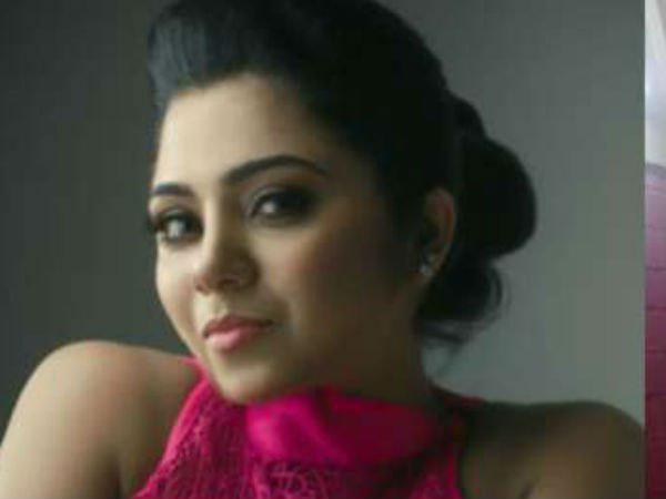 അശ്ലീല വാട്‌സ്ആപ്പ് ഗ്രൂപ്പ്