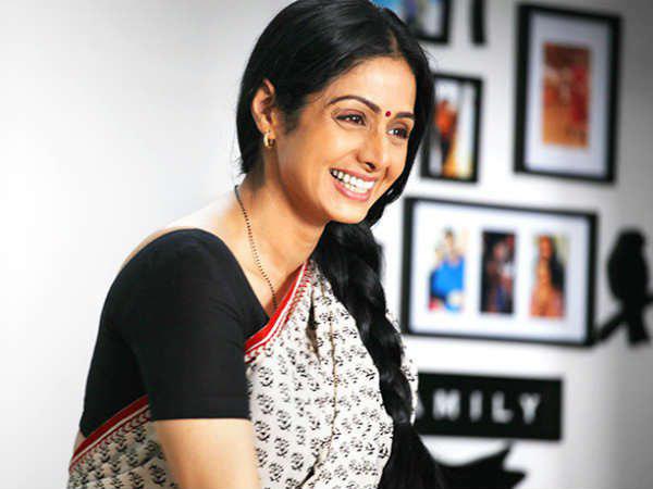  മൃതദേഹത്തെ അനുഗമിച്ചു