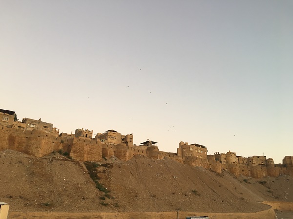 കമ്പിളിക്കെട്ടുകളുടെ കൂട്ടം