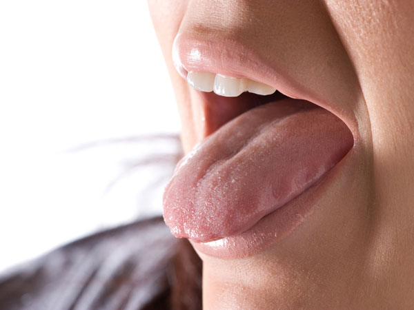  നാക്കിലുള്ള പാടുകൾ 