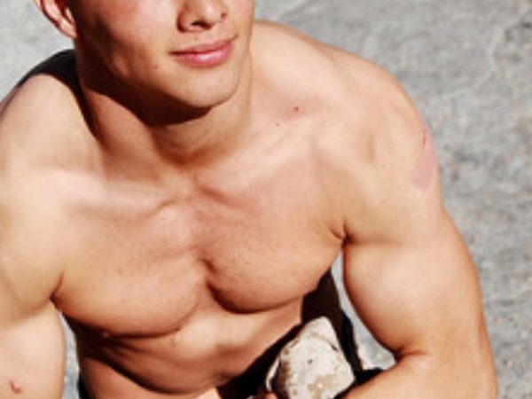 വിരിമാറ് കാട്ടി...