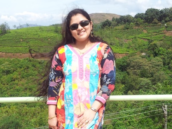 ആദ്യം നോക്കിയത് മുലകളിലേക്ക് 