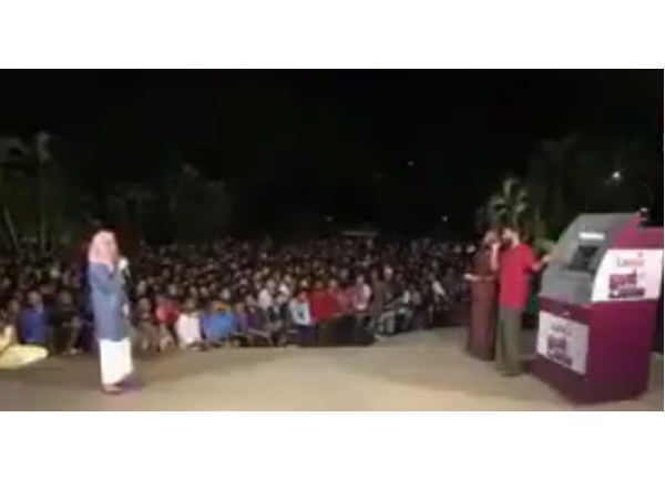 ചാനല്‍ പ്രവര്‍ത്തകരേ.. ഇച്ചിരി ഉളുപ്പ്? 