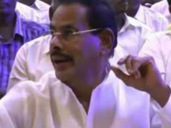 സര്‍ക്കാര്‍ ജോലി