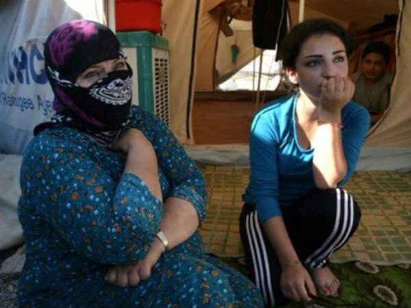 വനിതാ ഓഫീസര്‍