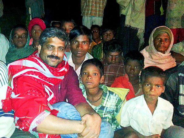 ആൾക്കൂട്ടത്തെ ഭയന്ന് തുടങ്ങിയിരിക്കുന്നു