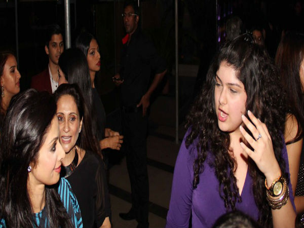 അശ്ലീല പ്രയോഗങ്ങള്‍ ഒഴിവാക്കണം