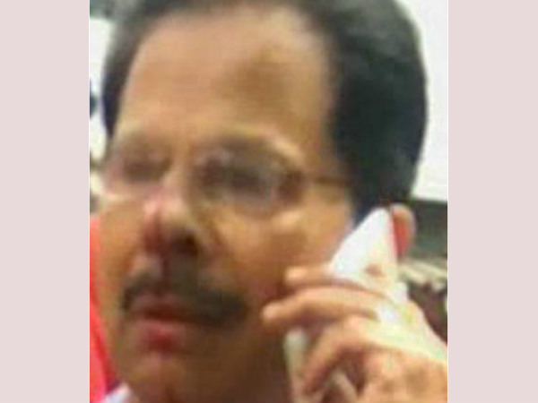 മൂക്കിടിച്ച് തകർത്തു