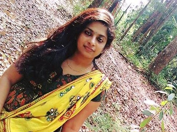 അതിനന്മ കലർന്ന കുശലാന്വേഷണങ്ങൾ