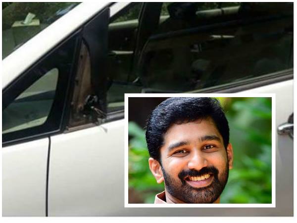 അഴിഞ്ഞാട്ടം... തല്ലിത്തകര്ക്കല് അഴിഞ്ഞാട്ടം... തല്ലിത്തകര്ക്കല്
