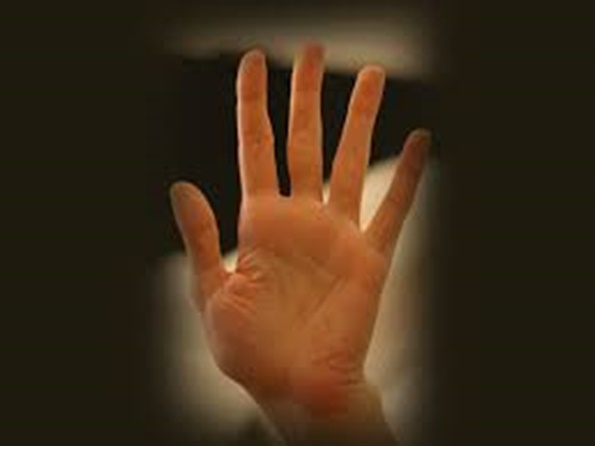 നീളമുള്ള പെരുവിരലും കുറുകിയ പെരുവിരലും