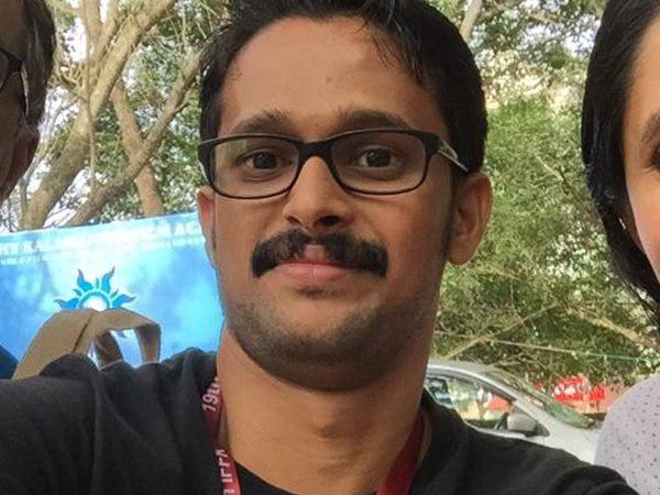 ഒരു കുഞ്ഞു സംഗതിക്ക്‌ വഴങ്ങിയാൽ എന്താ?