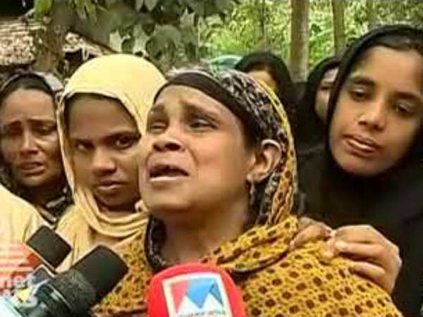 രാജ്യദ്രോഹികളും തീവ്രവാദികളും