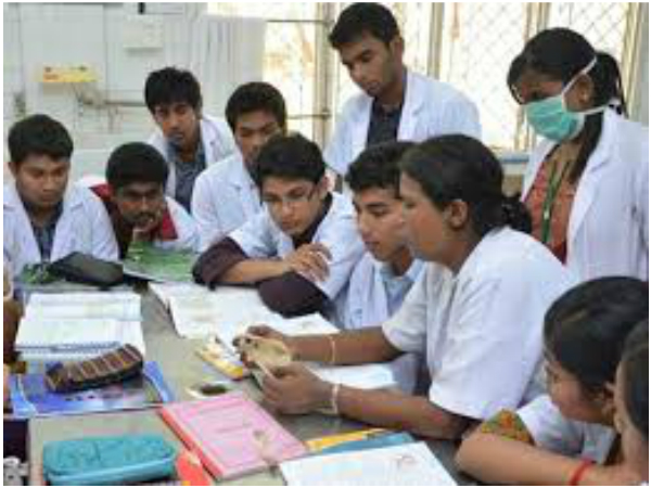 സര്‍ക്കാര്‍ കക്ഷി ചേരില്ല