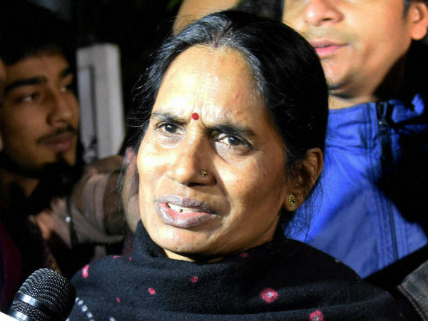 പീഡകർക്ക് തൂക്കുകയർ ഉറപ്പുവരുത്തണം പീഡകർക്ക് തൂക്കുകയർ ഉറപ്പുവരുത്തണം