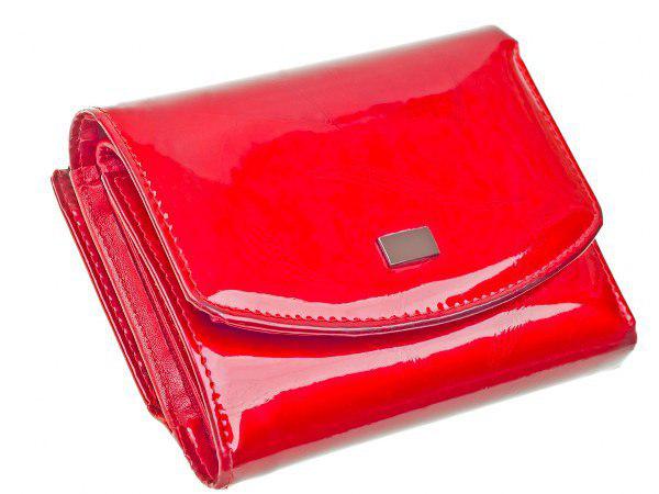 ചുവന്ന പേഴ്സ് പണം ചോരാതെ കാക്കും 