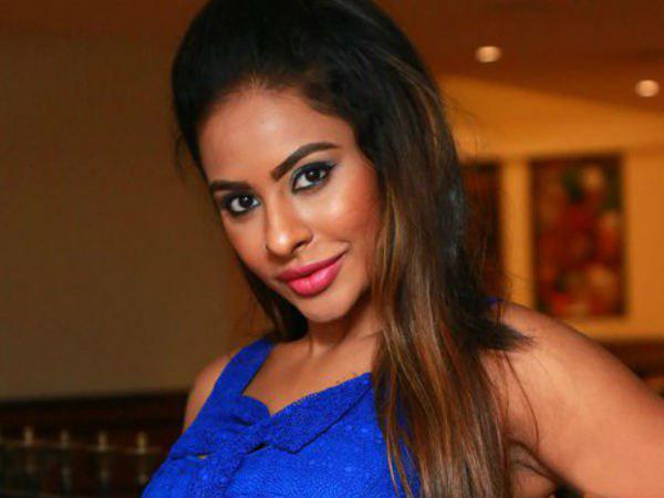 അവസരം ലഭിക്കുന്നില്ല