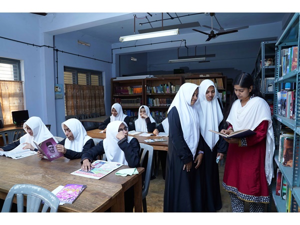 അറബി മുസ്ലിങ്ങളുടെ മാത്രം ഭാഷയല്ല