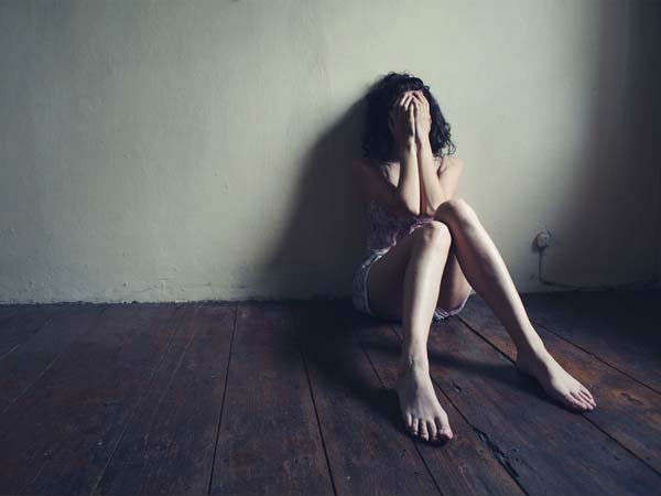 സഹപ്രകവർത്തകനിൽ നിന്ന് നേരിട്ടത്