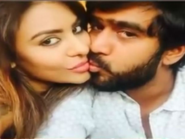 വരുന്നു ശ്രീ റെഡ്ഡി ലീക്‌സ്