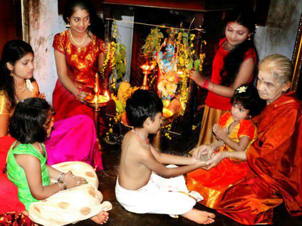 കൈനീട്ടം...ഗൃഹാതുരത..