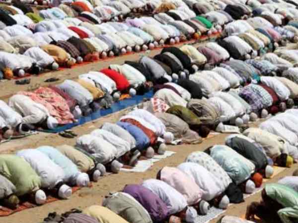 കഴിഞ്ഞ വെള്ളിയാഴ്ച നടന്നത് കഴിഞ്ഞ വെള്ളിയാഴ്ച നടന്നത്