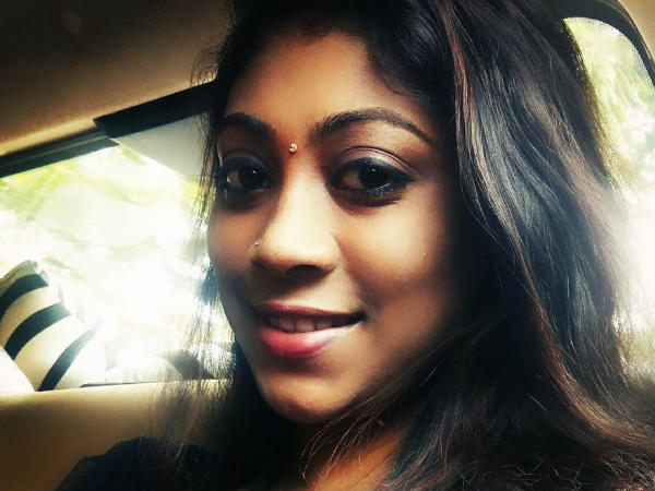 മുഖത്ത് ആഞ്ഞടിച്ചു