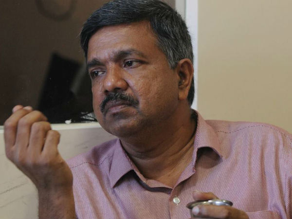 ചര്‍ച്ച മാറ്റിക്കൊണ്ടുപോയി