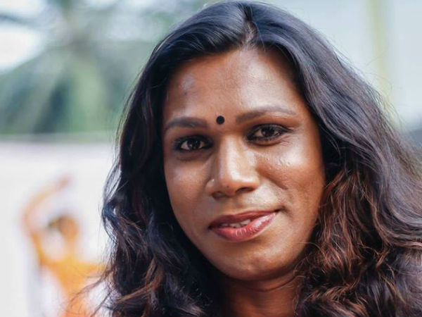 മുഖത്തടി കൊടുത്ത് പോകും