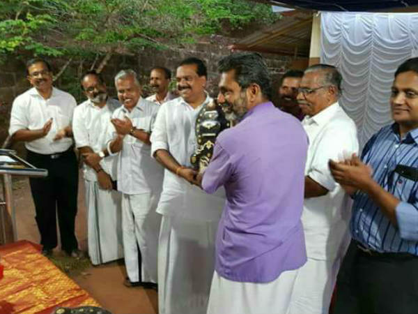 ബൈപ്പാസ് വിഷയത്തിൽ ആദരം ബൈപ്പാസ് വിഷയത്തിൽ ആദരം