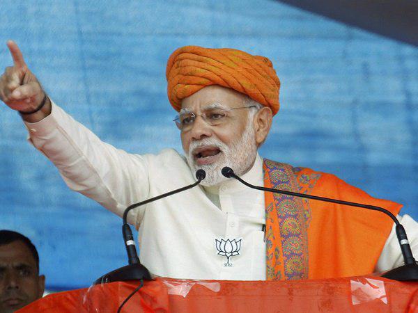  മോദി കോണ്‍ഗ്രസിനെതിരെ 