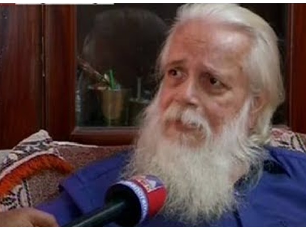 ആരാണ് പിന്നില്? ആരാണ് പിന്നില്?