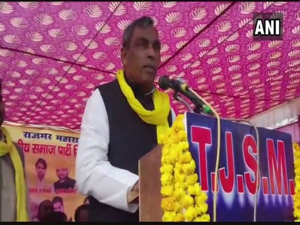 നിരവധി വിവാദ പ്രസ്താവന