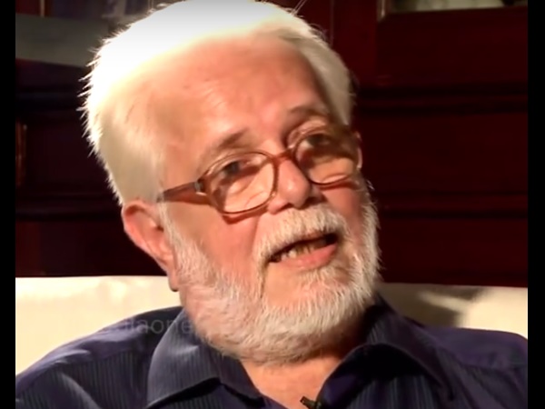 പിന്നില് സിഐഎ പിന്നില് സിഐഎ