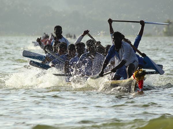 ചുണ്ടന് വള്ളം ചുണ്ടന് വള്ളം