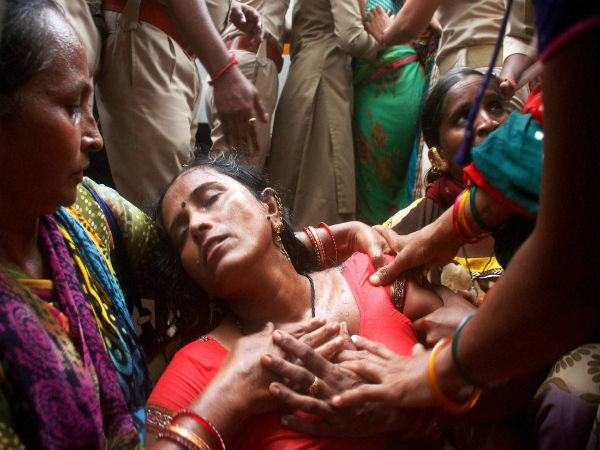 കാട്ടുതീ പോലെ