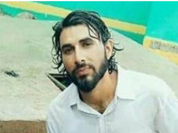 കാട്ടില്‍ കൊണ്ടുപോയി