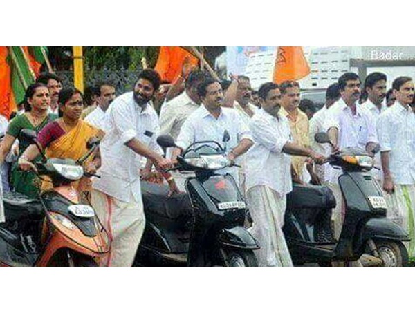 ബിജെപിയുടെ തള്ളല്‍