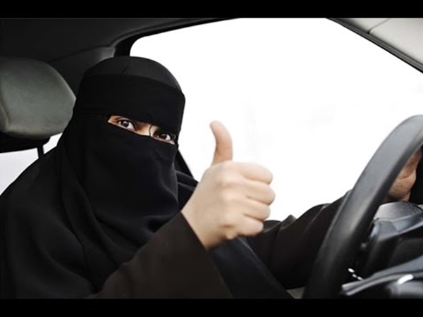 ആദ്യ ലൈസന്‍സ്